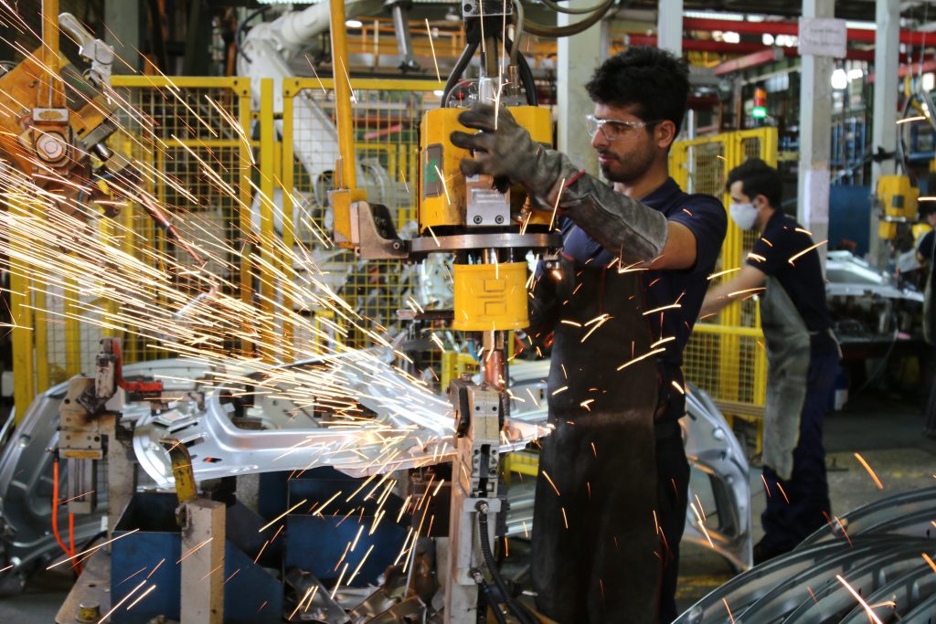 تأثیر قالب سازی دقیق بر کاهش هزینههای تولید