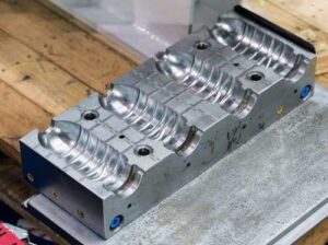 مزایای قالب سازی دقیق در تولید قطعات لوازم خانگی